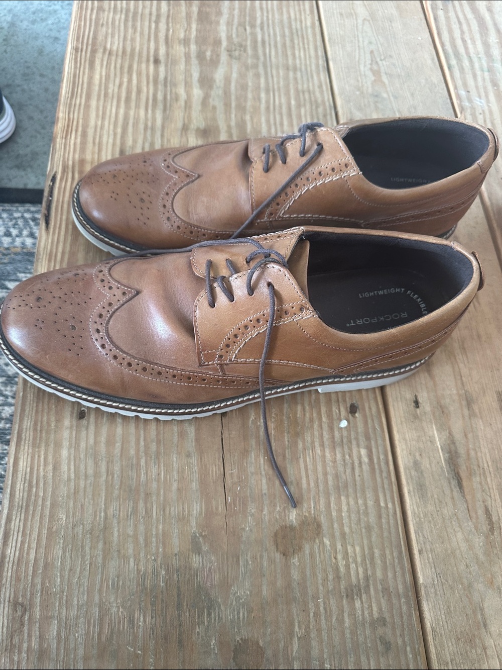 Rockport Men’s Tan Brown Wingtip Derby Dress Shoes